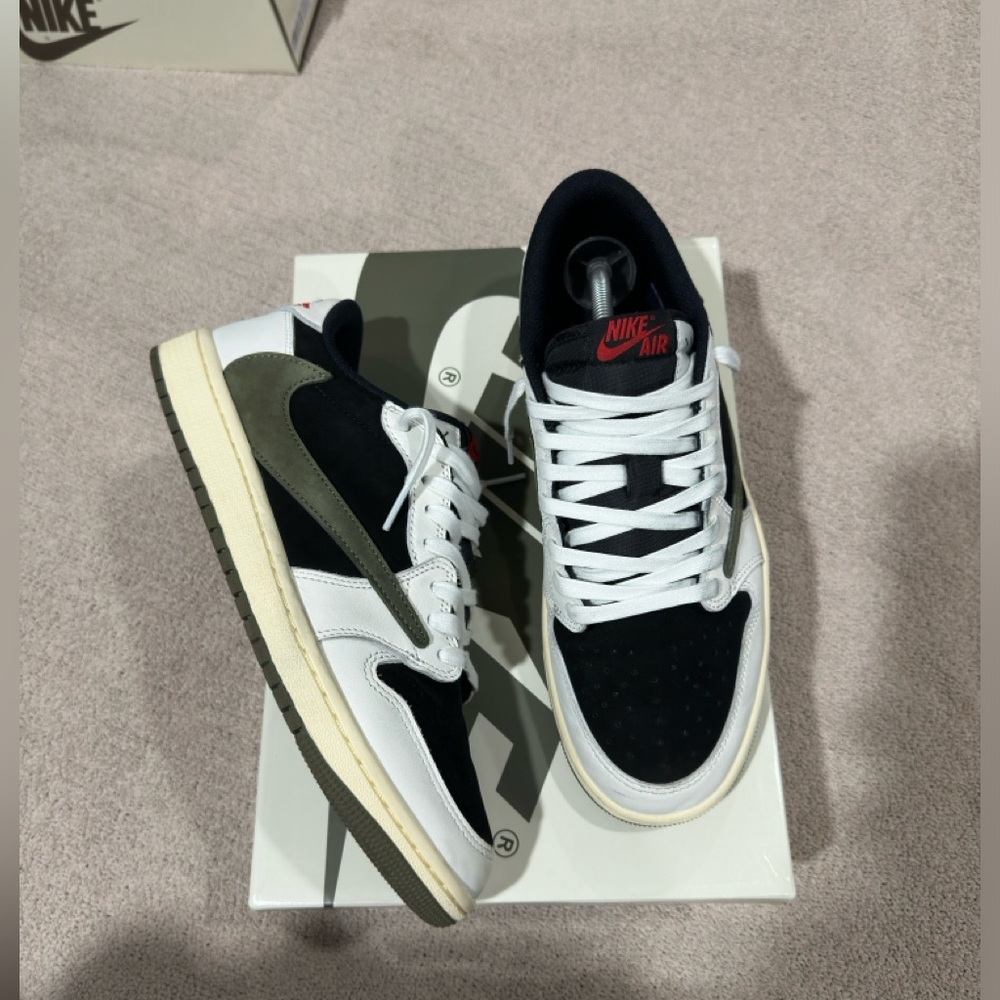 Jordan 1 Low Travis Scott ‘Olive’